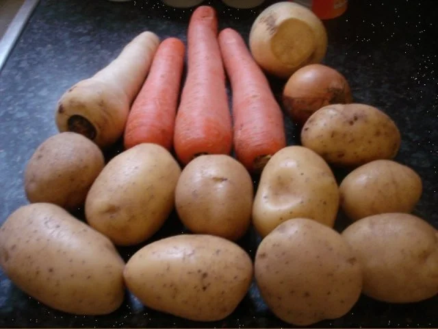 Gemüsesuppe mit Rindfleischbällchen - Rezept - Bild Nr. 2