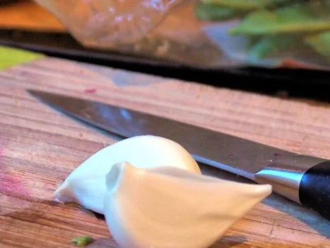 Knusperhuhn mit Tomaten-Erdnusssauce an Vollkorn-Jasmin-Reis - Rezept - Bild Nr. 6