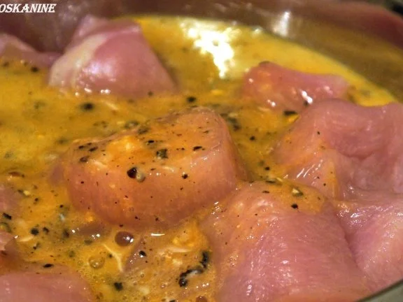 Knusperhuhn mit Tomaten-Erdnusssauce an Vollkorn-Jasmin-Reis - Rezept - Bild Nr. 9