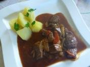 Mariniertes Rindergulasch - Rezept