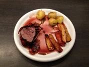 Argentinisches Rinderfilet im Steinpilz-Parma-Mantel mit Röstgemüse - Rezept