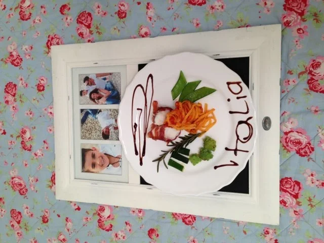 Seeteufelmedaillon mit Parmaschinken und Salbei gebraten auf hausgemachten Nudeln - Rezept