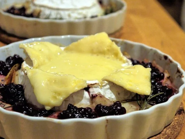 Ofencamenbert mit Rosmarin-Preiselbeer-Birnen - Rezept - Bild Nr. 11