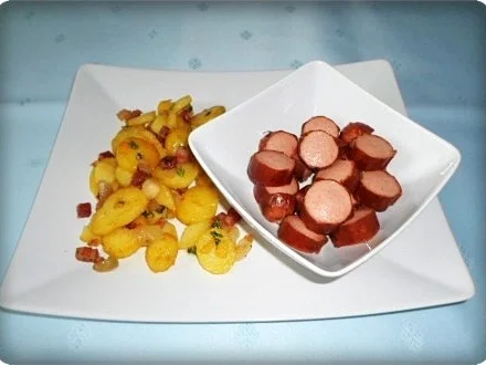 Würzige Bratkartoffeln nach Art des Hauses mit Currywürstchen - Rezept - Bild Nr. 20