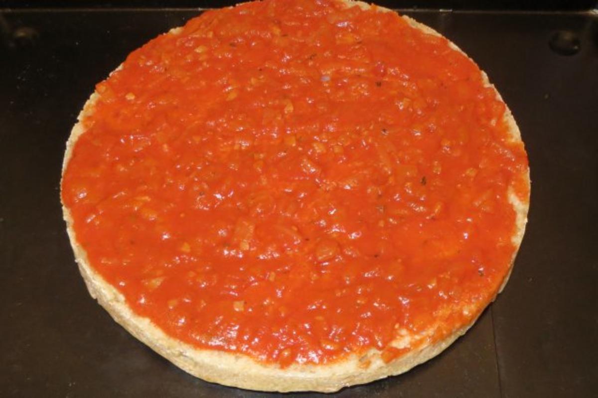 Pizza: Türkische Fladenbrotpizza - Rezept - Bild Nr. 5