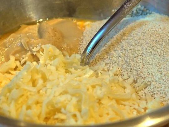 Lachs mit Senf-Meerrettich-Kruste auf pikantem Rahmwirsing - Rezept - Bild Nr. 9