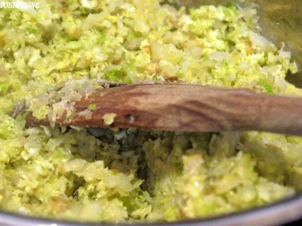 Lachs mit Senf-Meerrettich-Kruste auf pikantem Rahmwirsing - Rezept - Bild Nr. 5