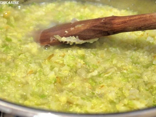 Lachs mit Senf-Meerrettich-Kruste auf pikantem Rahmwirsing - Rezept - Bild Nr. 6