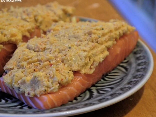 Lachs mit Senf-Meerrettich-Kruste auf pikantem Rahmwirsing - Rezept - Bild Nr. 11