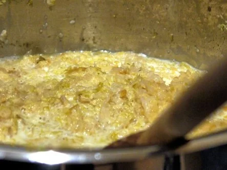 Lachs mit Senf-Meerrettich-Kruste auf pikantem Rahmwirsing - Rezept - Bild Nr. 7