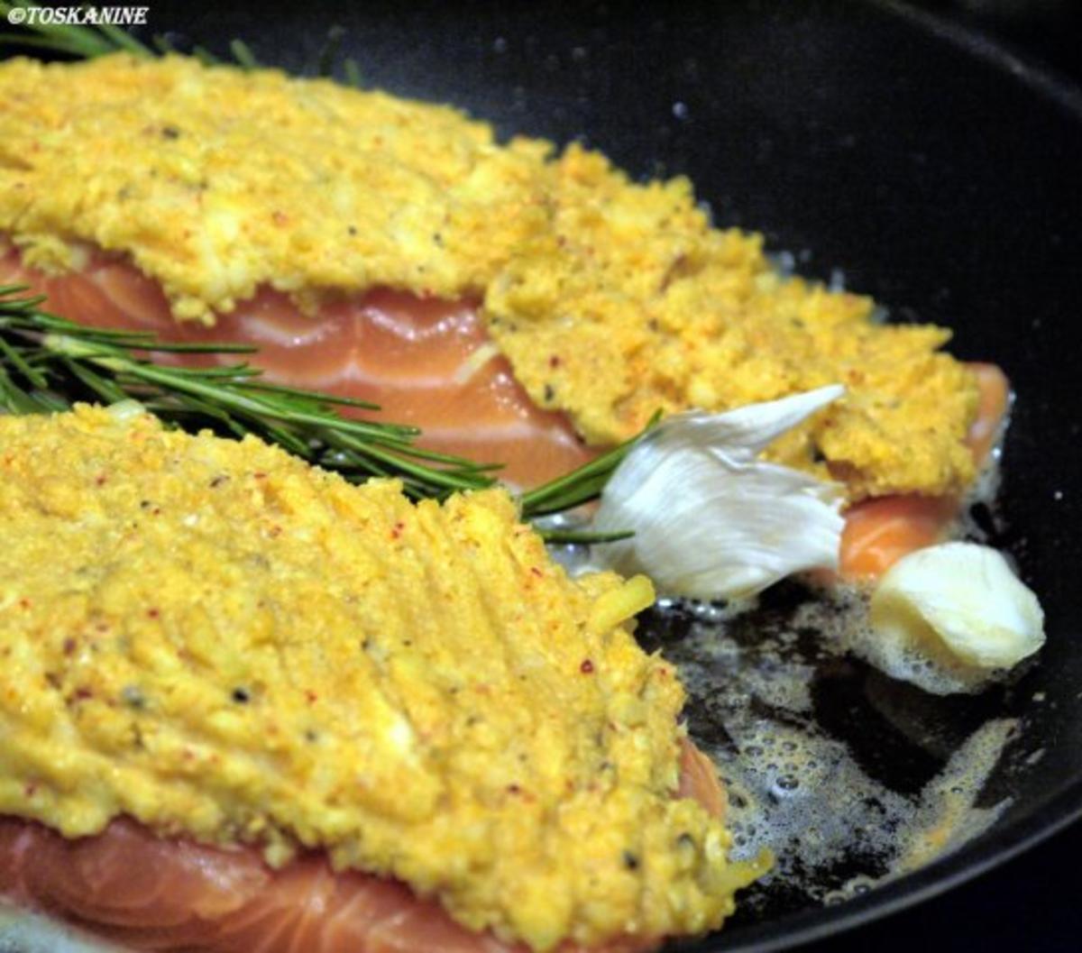 Lachs mit Senf-Meerrettich-Kruste auf pikantem Rahmwirsing - Rezept - Bild Nr. 13