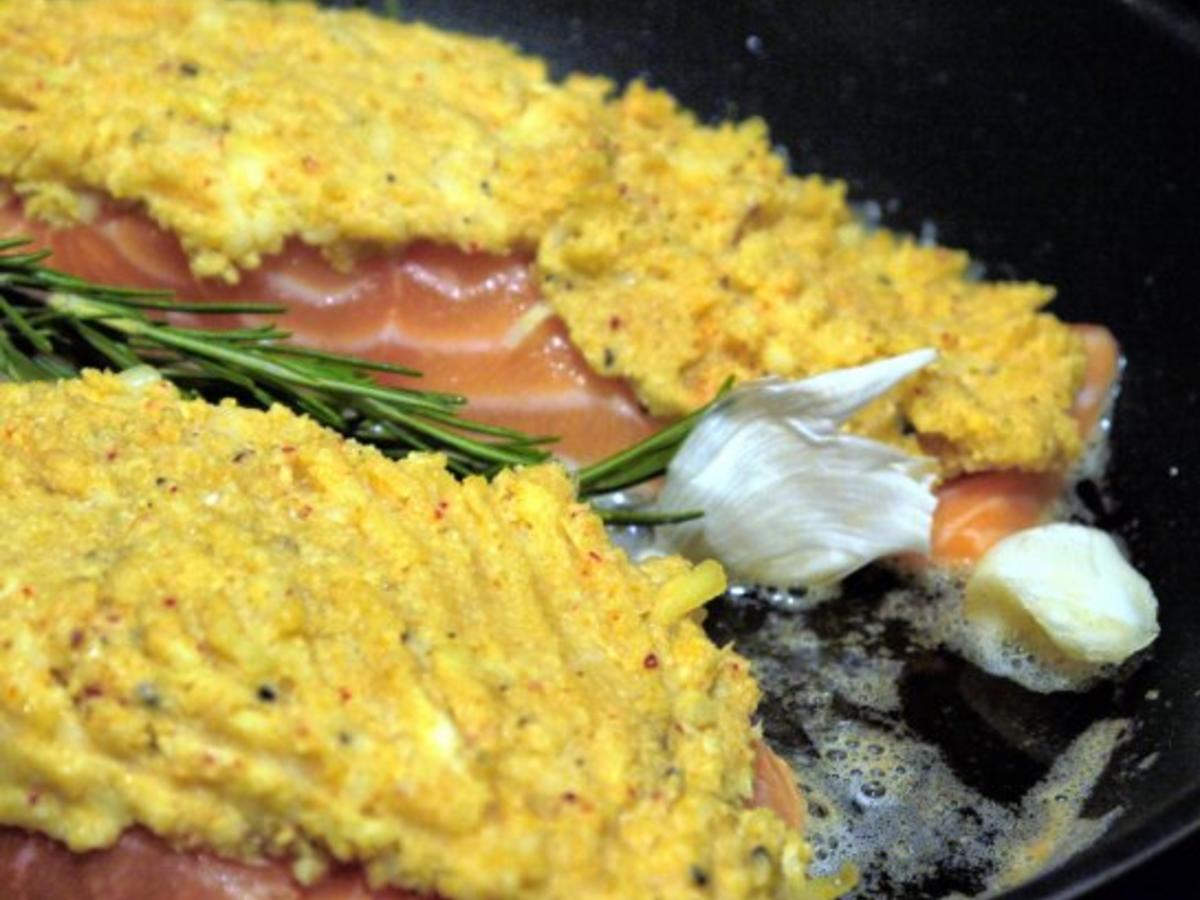 Lachs mit Senf Meerrettich Kruste auf pikantem Rahmwirsing - einfach ...