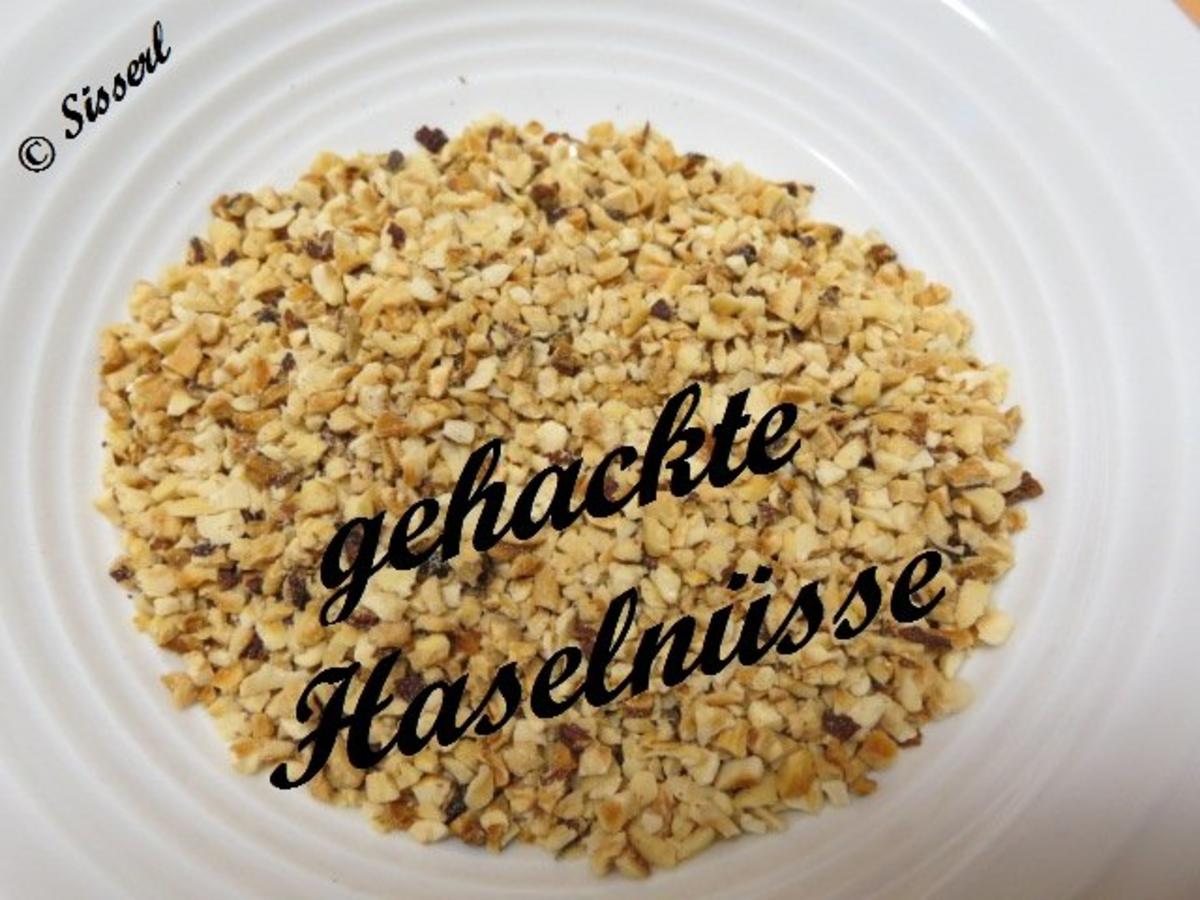 Sisserl’s ~ * Haselnusslikör * - Rezept - Bild Nr. 2