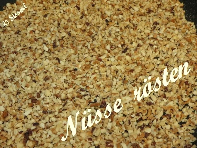 Rezept: Sisserl’s ~ * Haselnusslikör * Bild Nr. 3 Sisserl’s ~ * Haselnusslikör * - Rezept - Bild Nr. 3