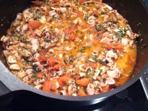 FISCHIGE OBSTPFANNE FÜR CINEASTEN ----- SPAGHETTI FRUTTI DE MARE VARIANTE MARINIERT - Rezept - Bild Nr. 6