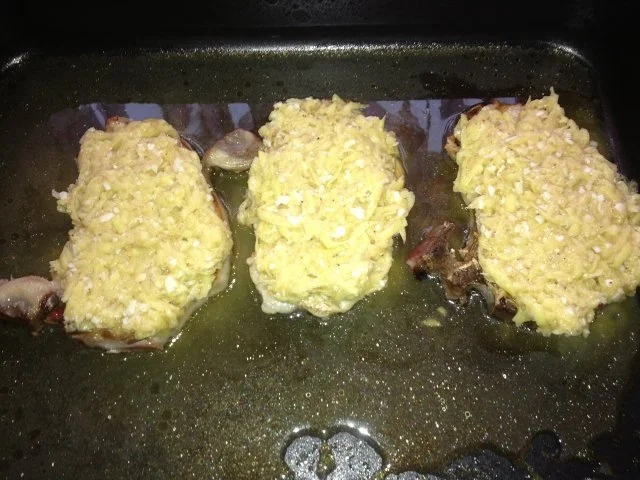 Kotelett mit Parmesanbaggershaube - Rezept - Bild Nr. 7