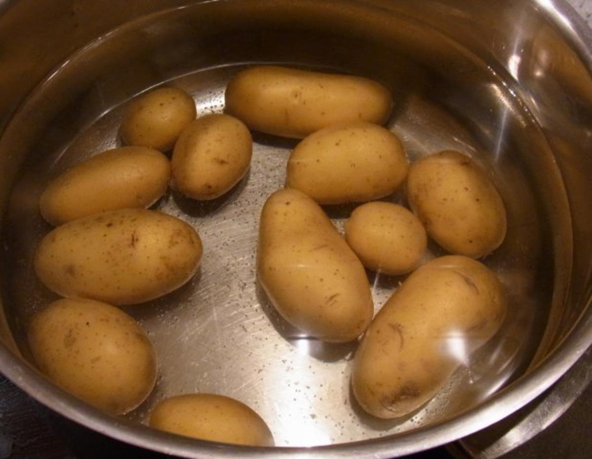 Putenmedaillons mit Rosmarin Kartoffeln und Grillgemüse - Rezept - Bild Nr. 2