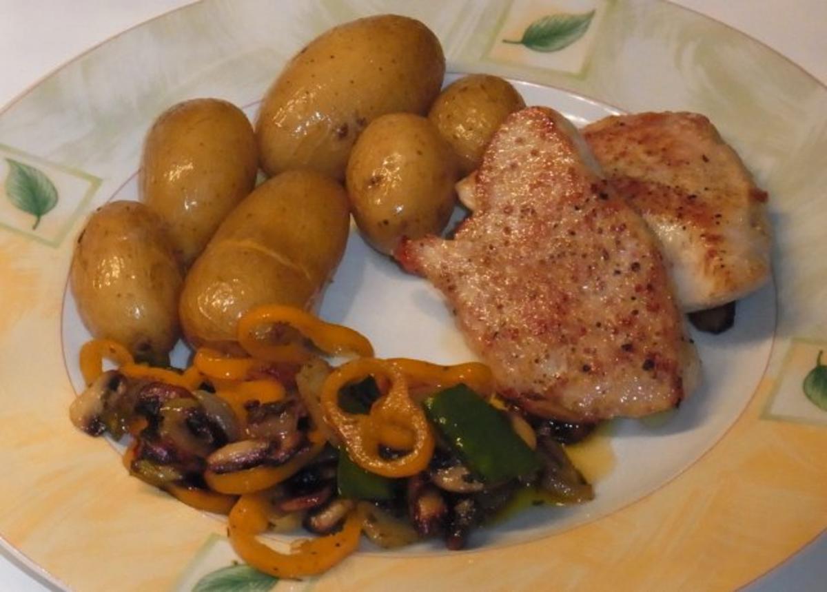 Putenmedaillons mit Rosmarin Kartoffeln und Grillgemüse - Rezept - Bild Nr. 8