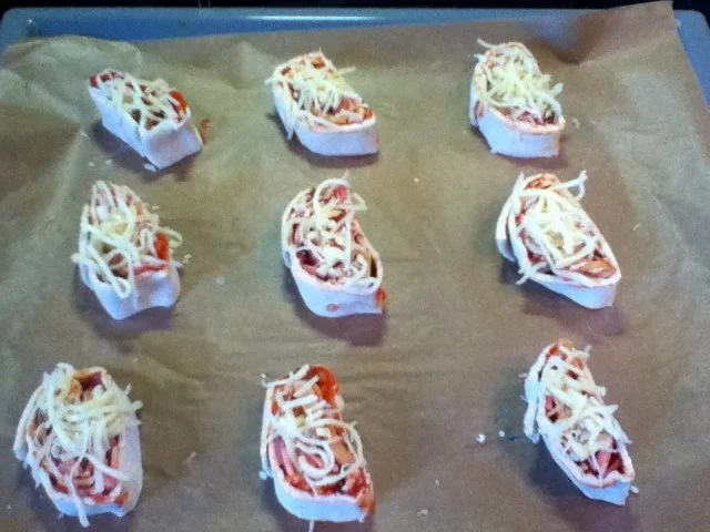 Rezept: Pizzaschnecken Bild Nr. 6 Pizzaschnecken - Rezept - Bild Nr. 6