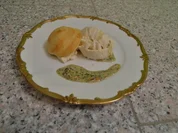 Warme Windbeutel, gefüllt mit Holunderblütenmousse, dazu rote Früchte Florentiner Art - Rezept