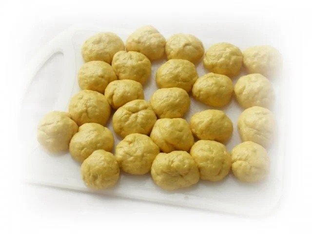 Rezept: Hefeteig - Rosen Bild Nr. 10 Hefeteig - Rosen - Rezept - Bild Nr. 10