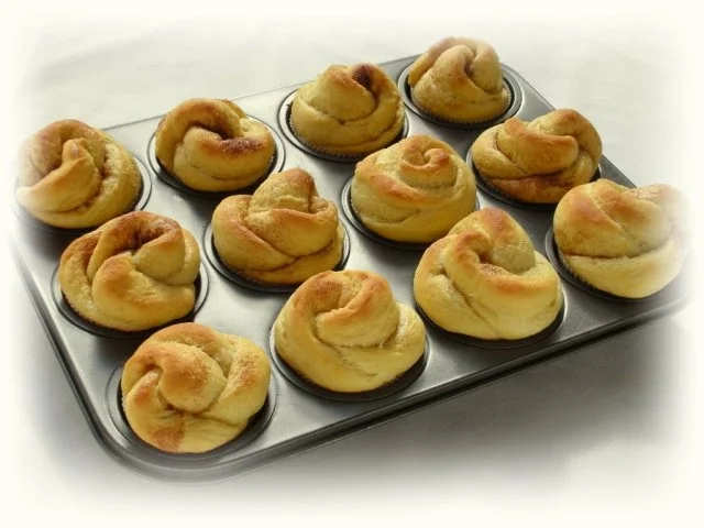 Rezept: Hefeteig - Rosen Bild Nr. 15 Hefeteig - Rosen - Rezept - Bild Nr. 15