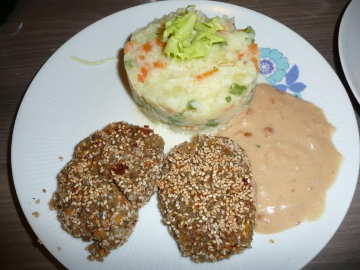 Grünkern Burger an Kartoffel - Gemüsestampf und Erdnussbuttersoße ! - Rezept