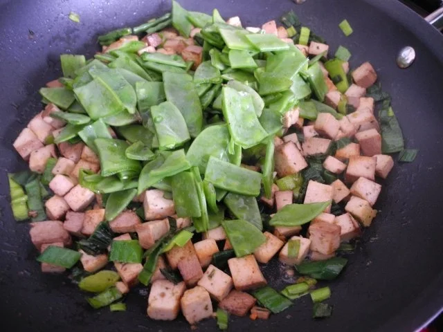 Vegan : Nudel - Pfanne mit Porree und Zuckerschoten - Rezept - Bild Nr. 9