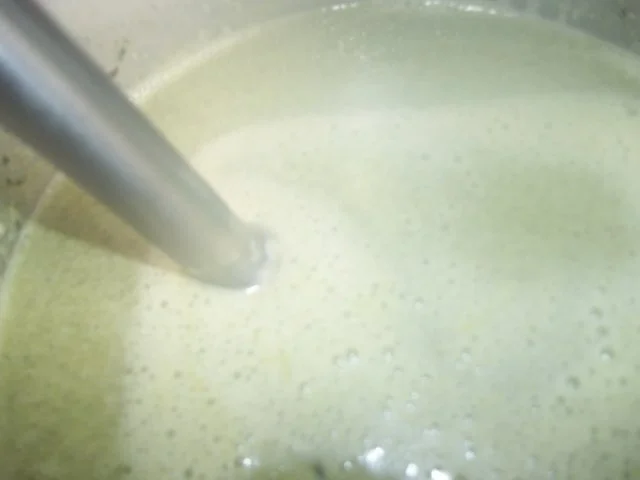 Rezept: Spinatsuppe nach Hexenart Bild Nr. 8 Spinatsuppe nach Hexenart - Rezept - Bild Nr. 8