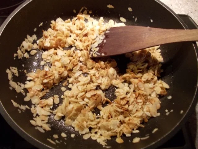 Spitzkohlsalat mit Mandeln - Rezept - Bild Nr. 4