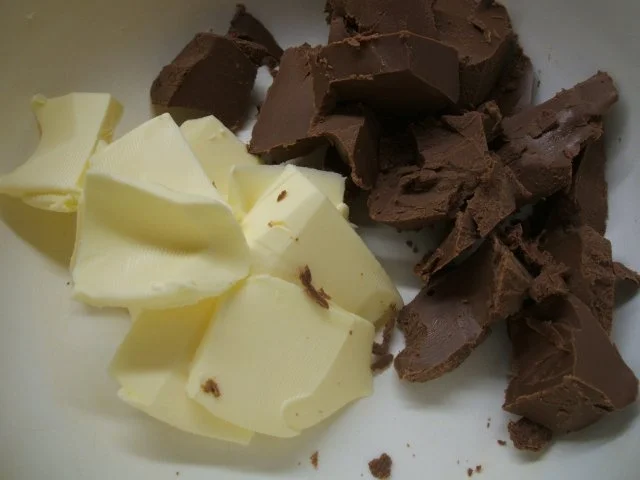 Plätzchen: Nougathörnchen - die ersten Plätzchen für "leckermutzi" zum Geburtstag - Rezept - Bild Nr. 3