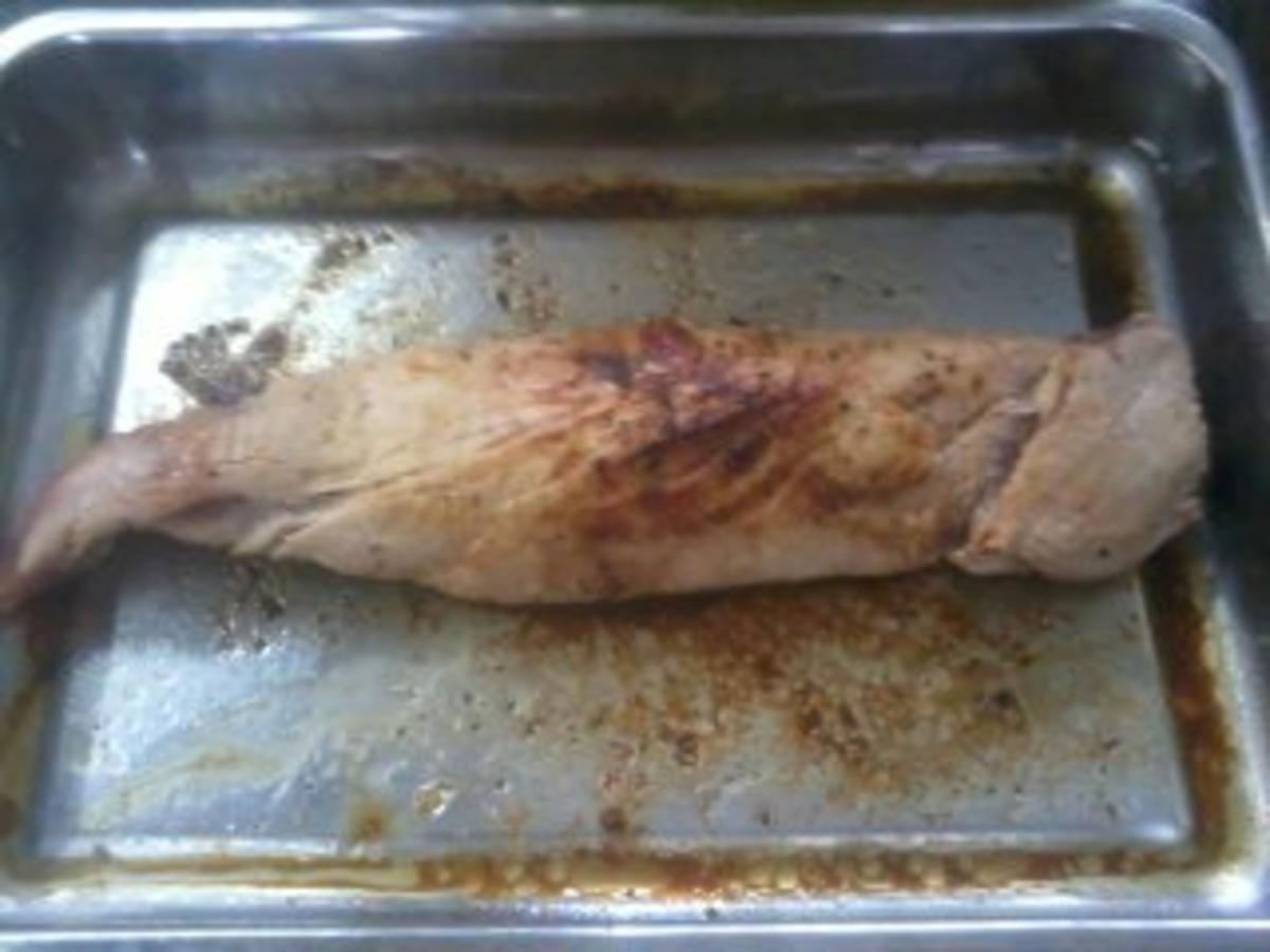Schweinefilet in Kartoffel-Thunfisch-Pilze Kruste - Rezept - Bild Nr. 2