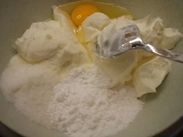 Rezept: Backen: Hefeteig mit Äpfeln, Quark und Streuseln Bild Nr. 5 Backen: Hefeteig mit Äpfeln, Quark und Streuseln - Rezept - Bild Nr. 5