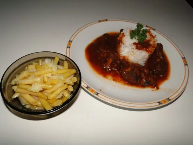 Gemüsegulasch, Fleisch war vom zarten Ochsen - Rezept