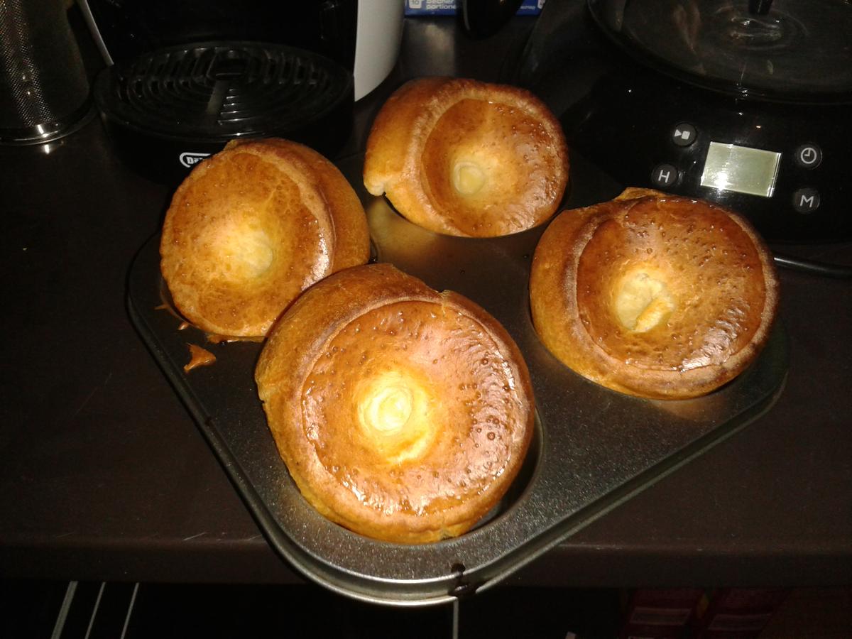 Grandma´s Yorkshire Pudding ´s - schnell &amp; einfach - von SimKelly
