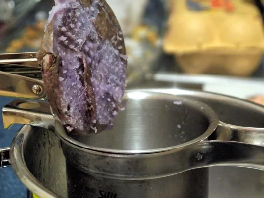 Gefüllte Hähnchenbrust, lia Kapü mit Lavendelduft, Rahmchampignons - Rezept - Bild Nr. 16