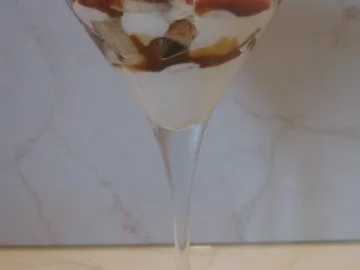 Rezept: Bananen-Butterscotch-Trifle Bild Nr. 2 Bananen-Butterscotch-Trifle - Rezept - Bild Nr. 2