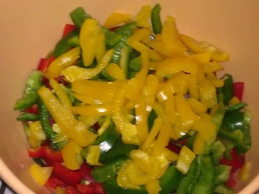 Westernkartoffeln mit Gemüse und Käse überbacken - Rezept - Bild Nr. 3