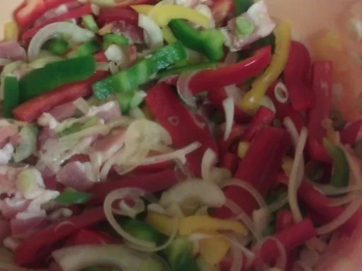 Westernkartoffeln mit Gemüse und Käse überbacken - Rezept - Bild Nr. 4