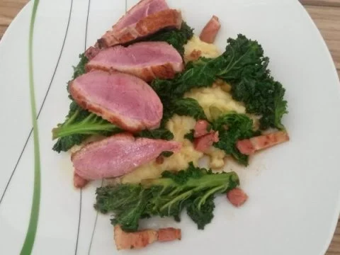 Entenbrust mit gespicktem Grünkohl und Kartoffelpüree - Rezept - Bild Nr. 9
