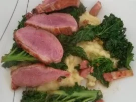 Entenbrust mit gespicktem Grünkohl und Kartoffelpüree - Rezept - Bild Nr. 10