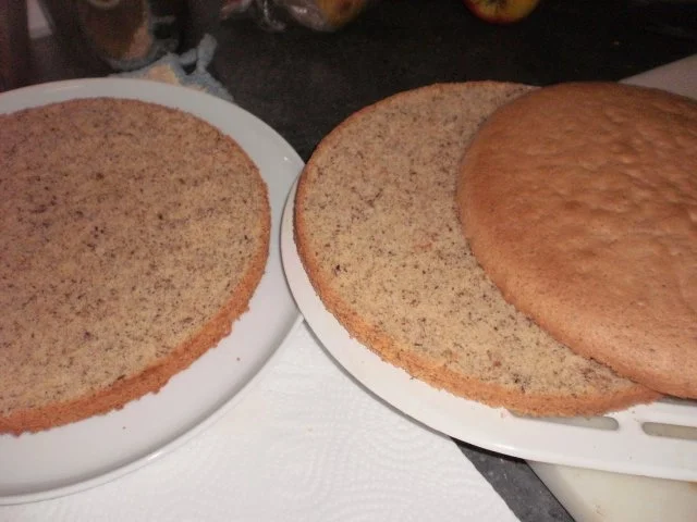 Apfel-Nuss-Torte mit Eierlikör - Rezept - Bild Nr. 10