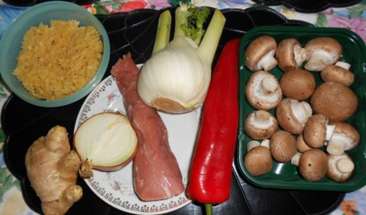 Nudel-Gemüse-Pfanne mit Schweinefilet - Rezept - Bild Nr. 2