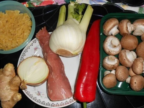 Nudel-Gemüse-Pfanne mit Schweinefilet - Rezept - Bild Nr. 2