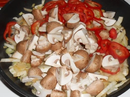 Nudel-Gemüse-Pfanne mit Schweinefilet - Rezept - Bild Nr. 8