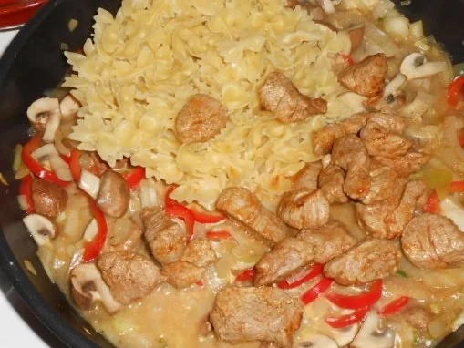 Nudel-Gemüse-Pfanne mit Schweinefilet - Rezept - Bild Nr. 11