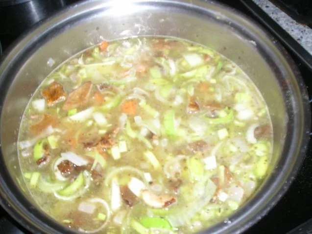 Rezept: Erdäpfelsuppe die II. Bild Nr. 4 Erdäpfelsuppe die II. - Rezept - Bild Nr. 4