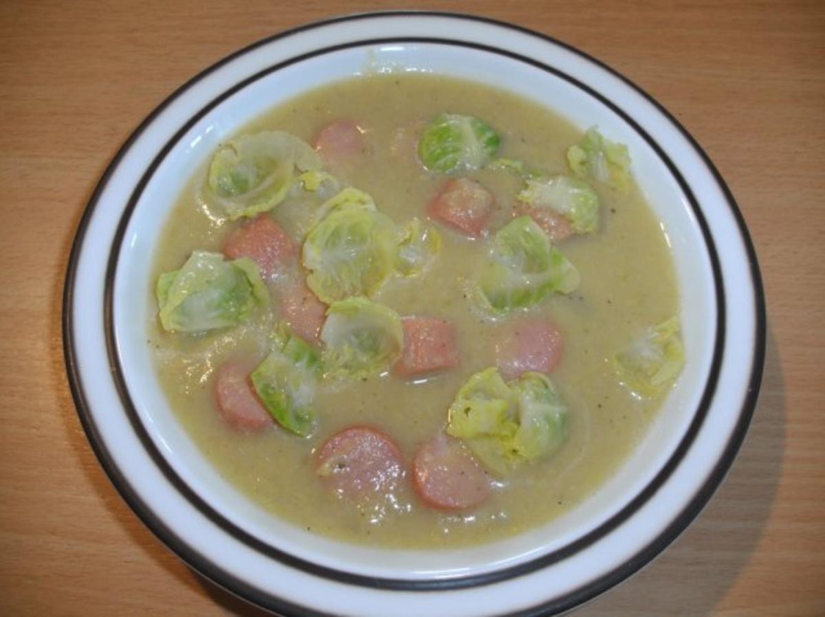 Suppe: Rosenkohl-Creme-Suppe - Rezept