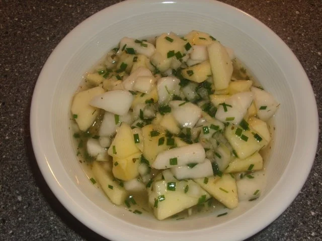 Apfel-Rübchen-Schnittlauchsalat - Rezept