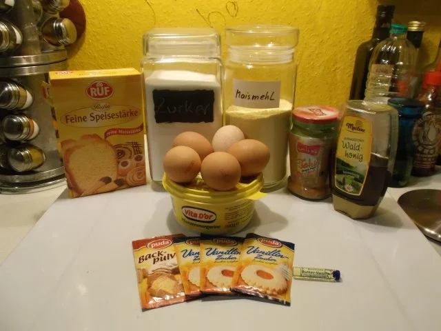 Rezept: Kuchen: Honig-Sesamkuchen Bild Nr. 2 Kuchen: Honig-Sesamkuchen - Rezept - Bild Nr. 2